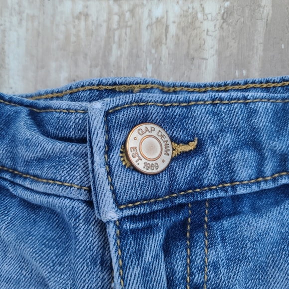 Gap boyfriend jean shorts - Picture 6 of 8